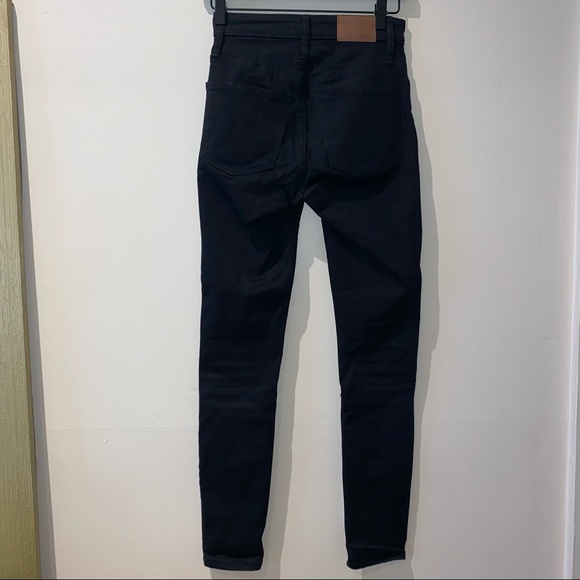 Madewell curvy high rise jeans - Picture 3 of 5